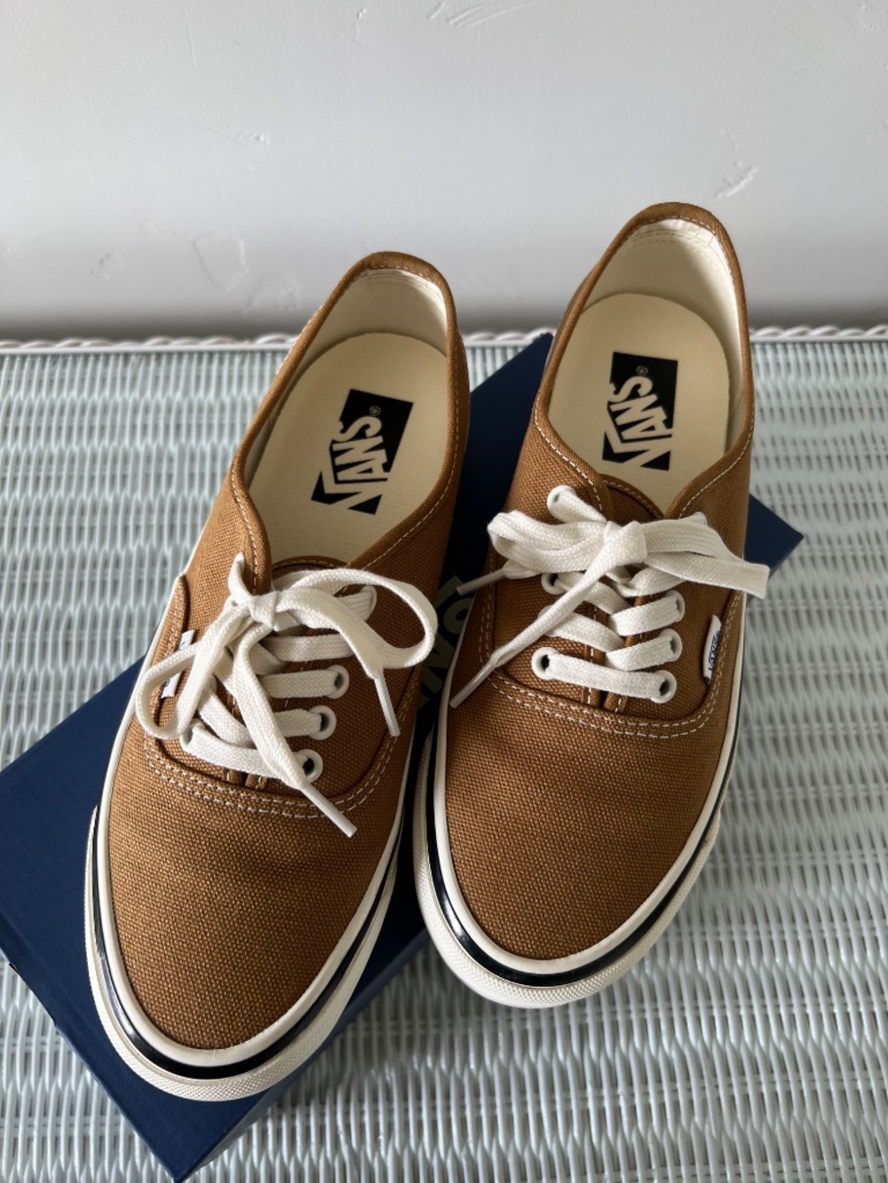 vans premium authentic - Picture 10 of 11